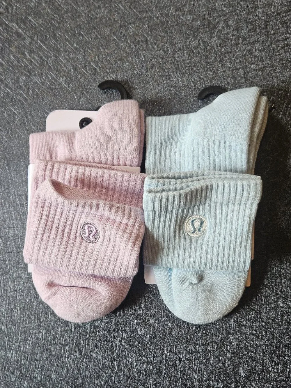 Lululemon 2-pack Crew Socks^ - Lilac and Light BLue